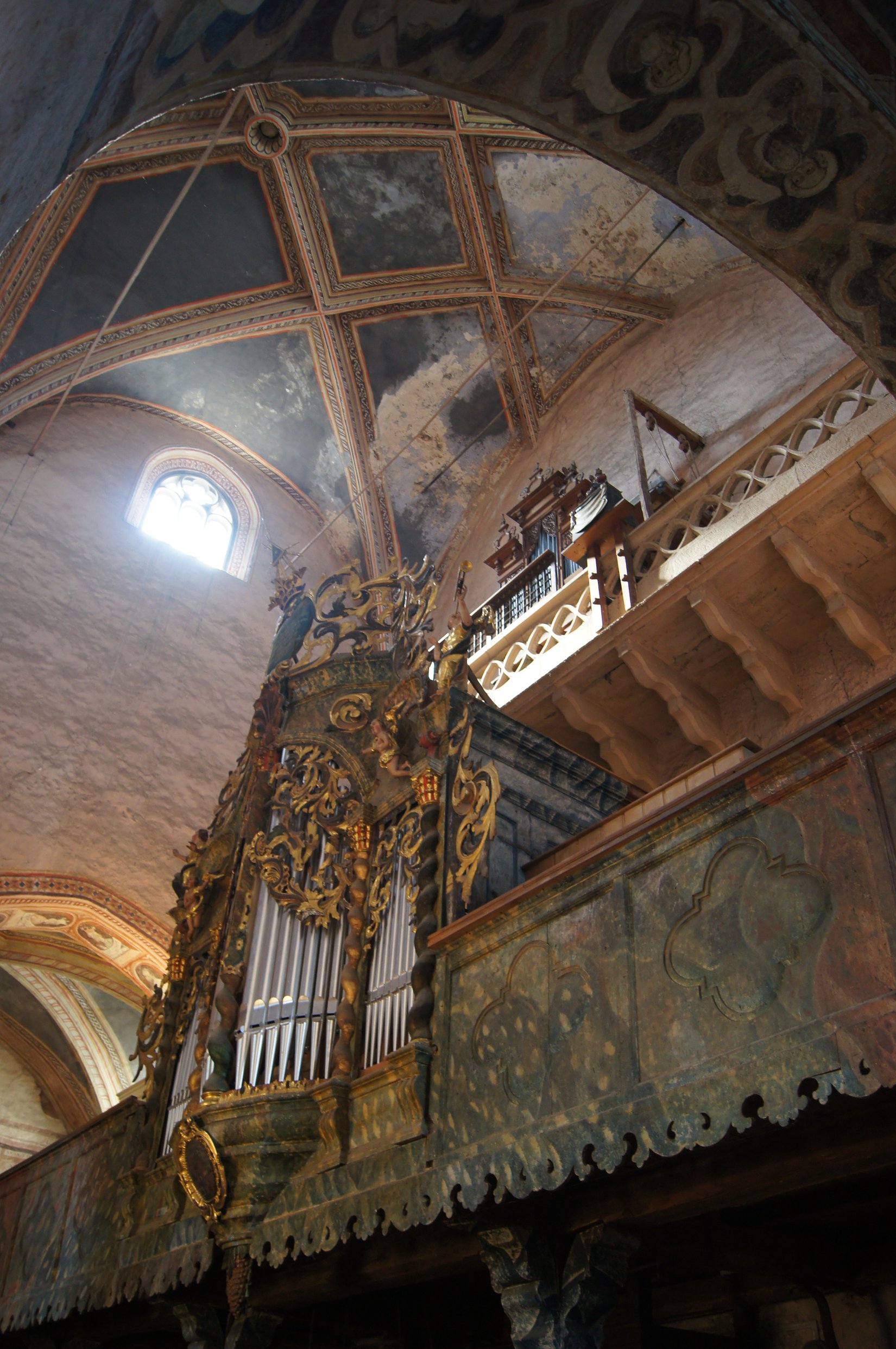 Interiér kostola v Štítniku