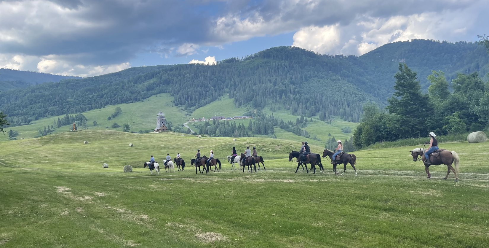 JK pod Okrúhlou skalou nad sedlom Zbojská